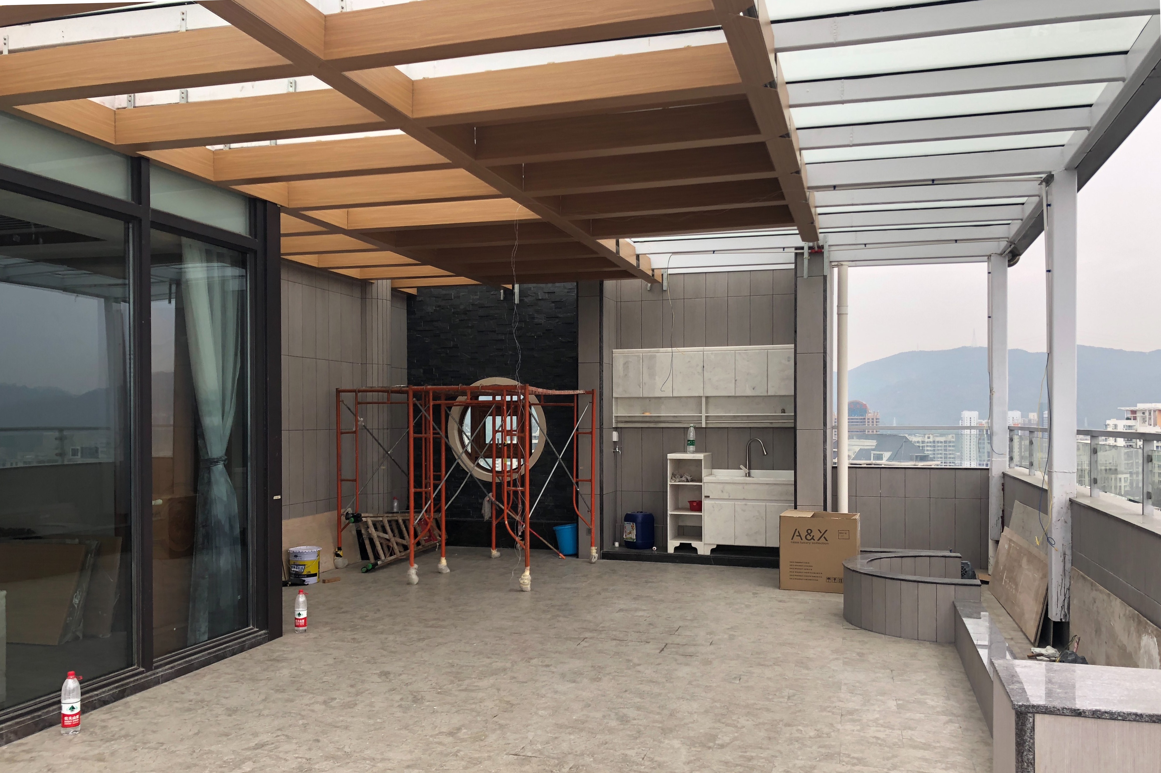 顶楼复式房子为什么不好卖呢,顶层复式跌下神坛