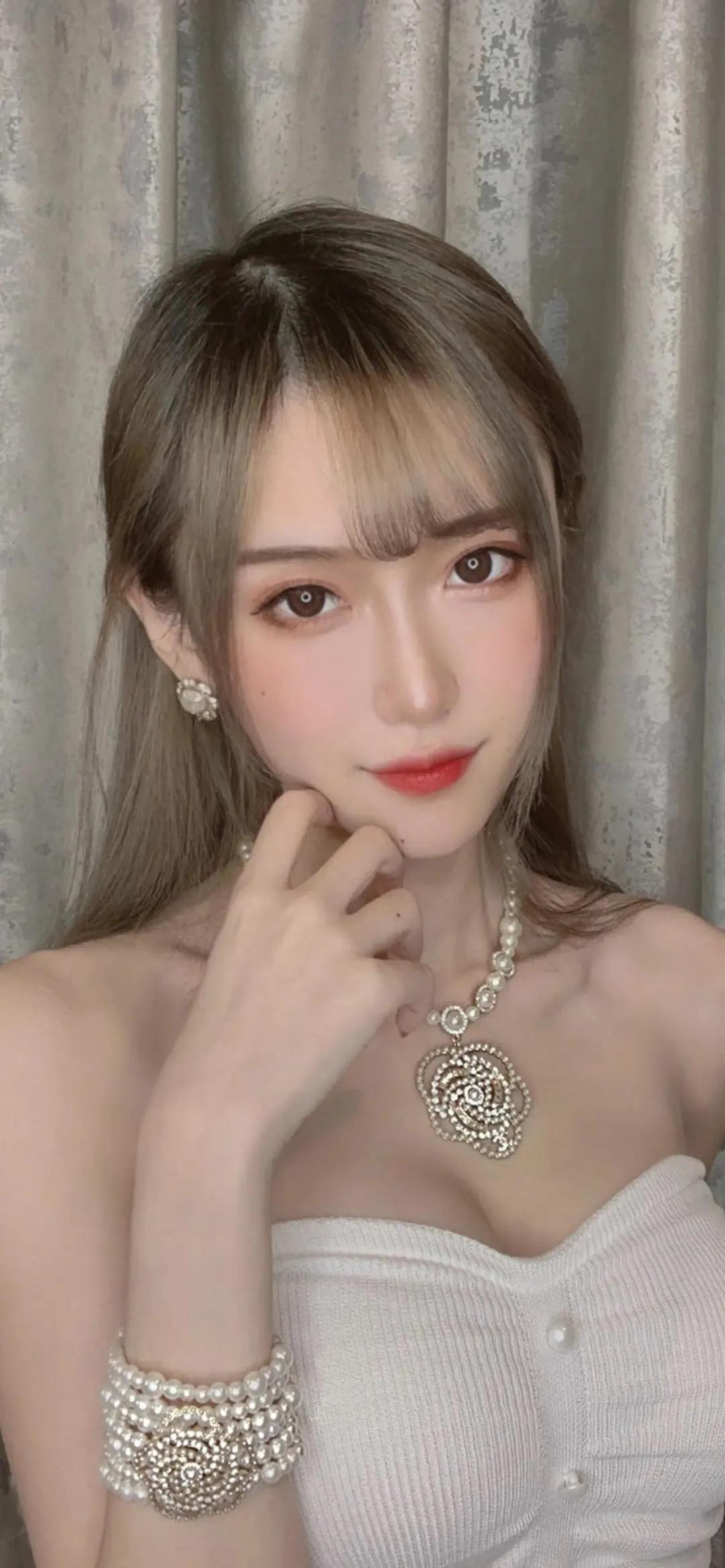 高清美女壁纸写真系列,全屏美女壁纸高颜值写真