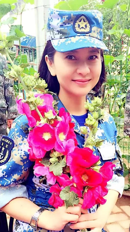 甘萍嫁给哪个球星,甘萍与黎兵现居成都吗