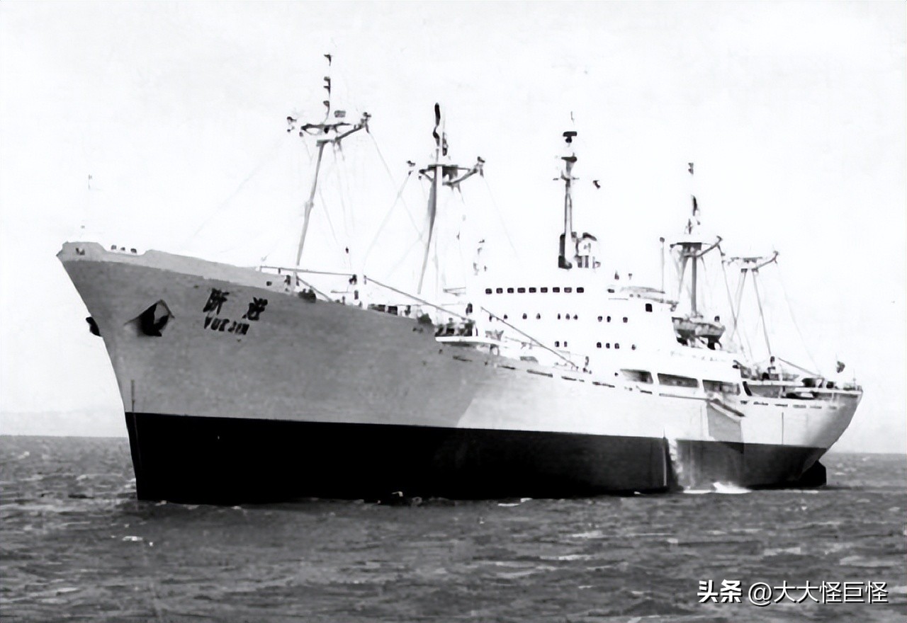 我国第一艘万吨巨轮，1963年首航日本就沉没，周总理：严查到底