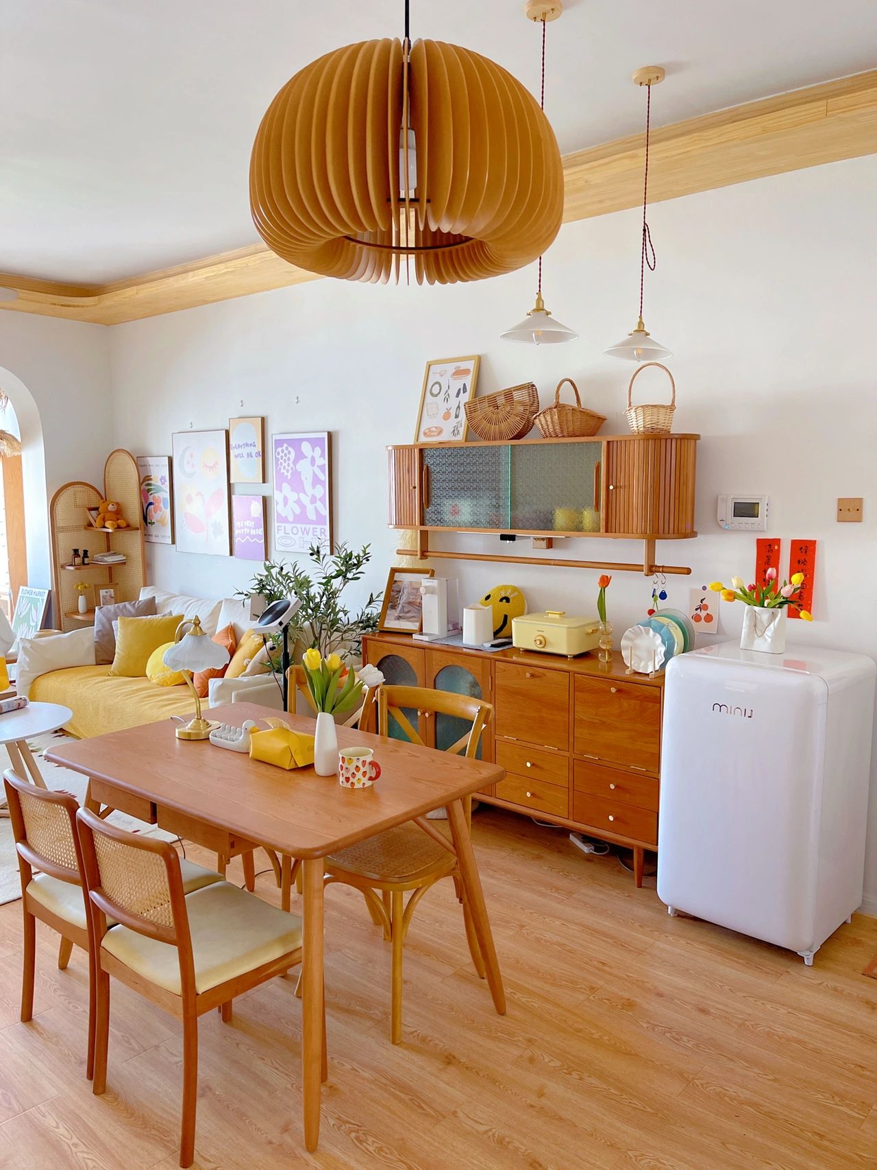 简单温馨的房间布置图片,全屋布置得温馨又实用堪称教科书