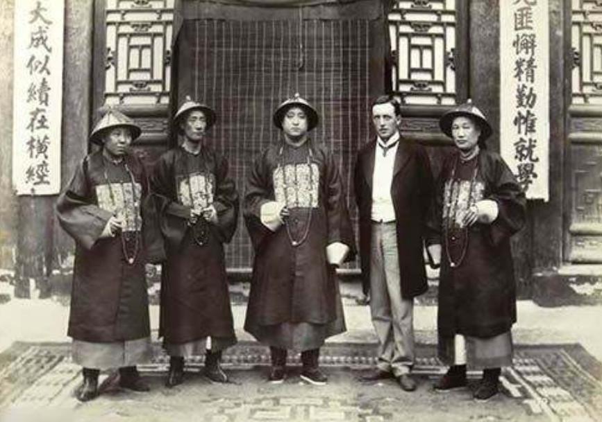 香港九龙城是罪恶之城吗,罪恶之城真实的香港九龙城