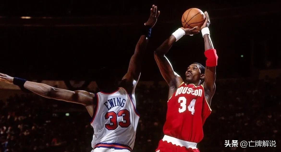 大梦奥拉朱旺梦幻脚步大卫罗宾逊,哈基姆奥拉朱旺夺冠军