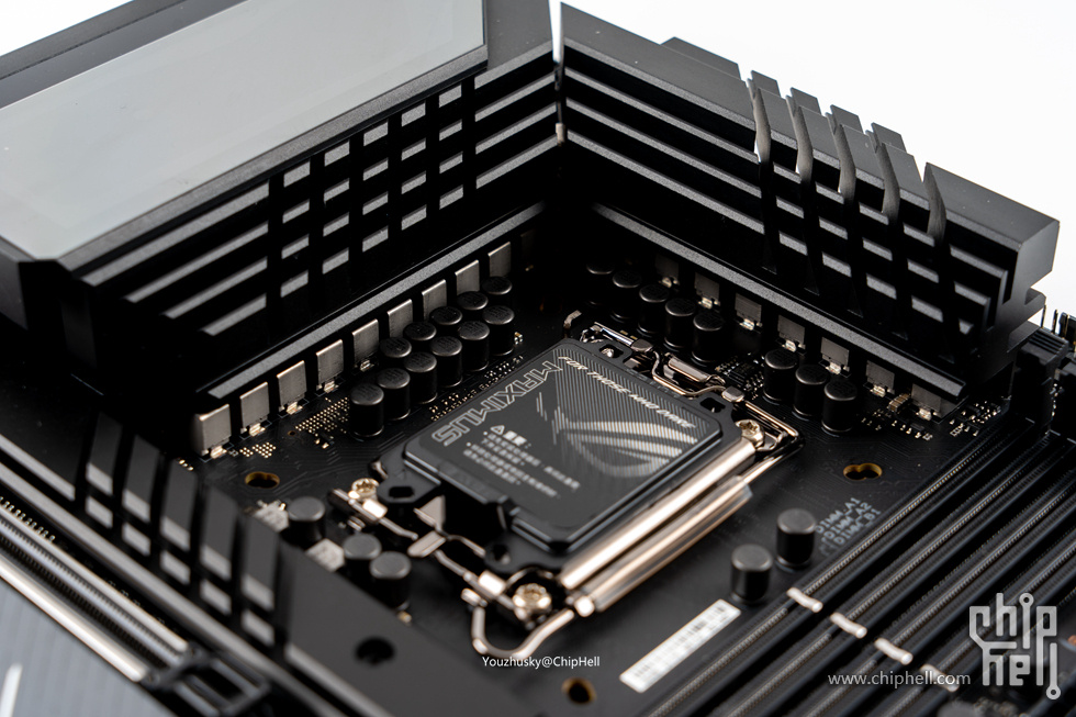 华硕rogz790heroddr4,rogz790hero主板支持ddr4吗