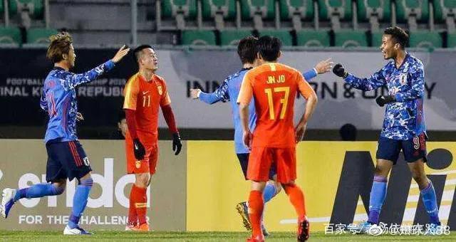 中国男足0-1韩国男足数据对比,中国男足与韩国男足差距