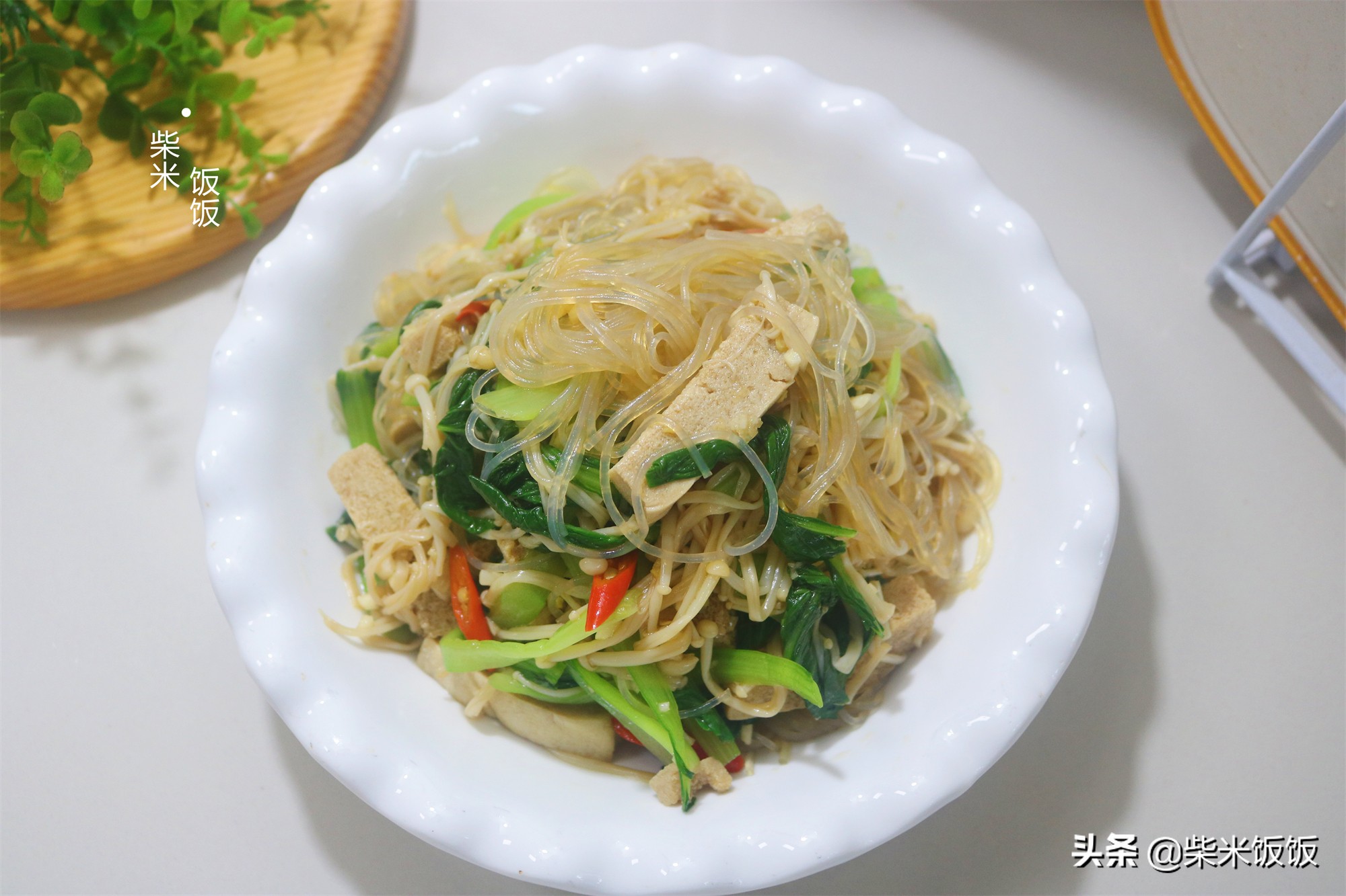 一煮一拌做凉菜,稍微一煮加点酱汁一焖就好了