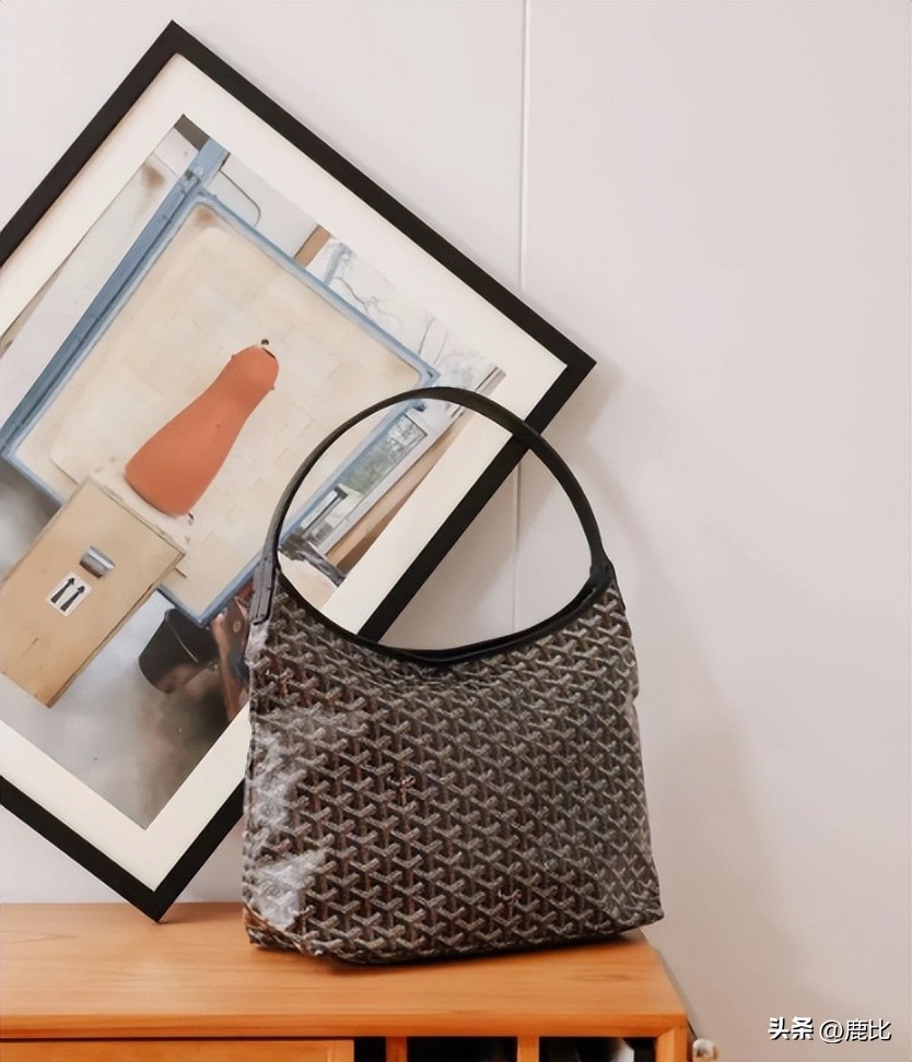 吐槽局｜为啥现在买只包，都要预定啊？