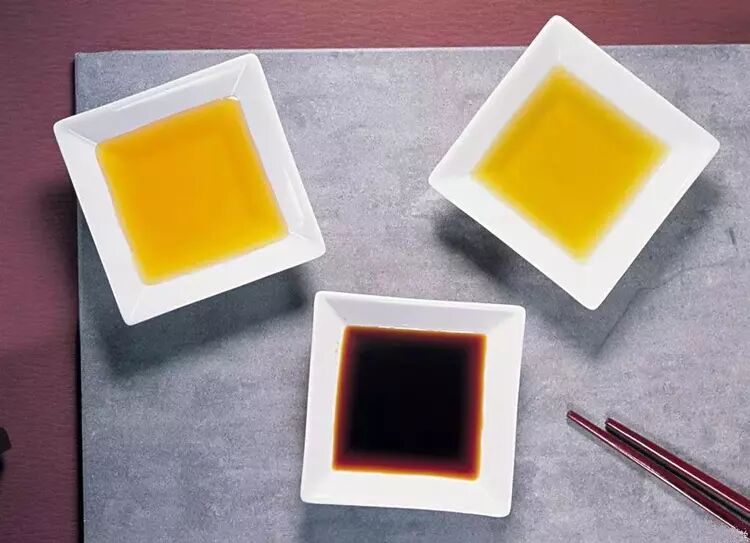 米醋香醋陈醋白醋区别涨知识,陈醋香醋白醋米醋的区别和用法