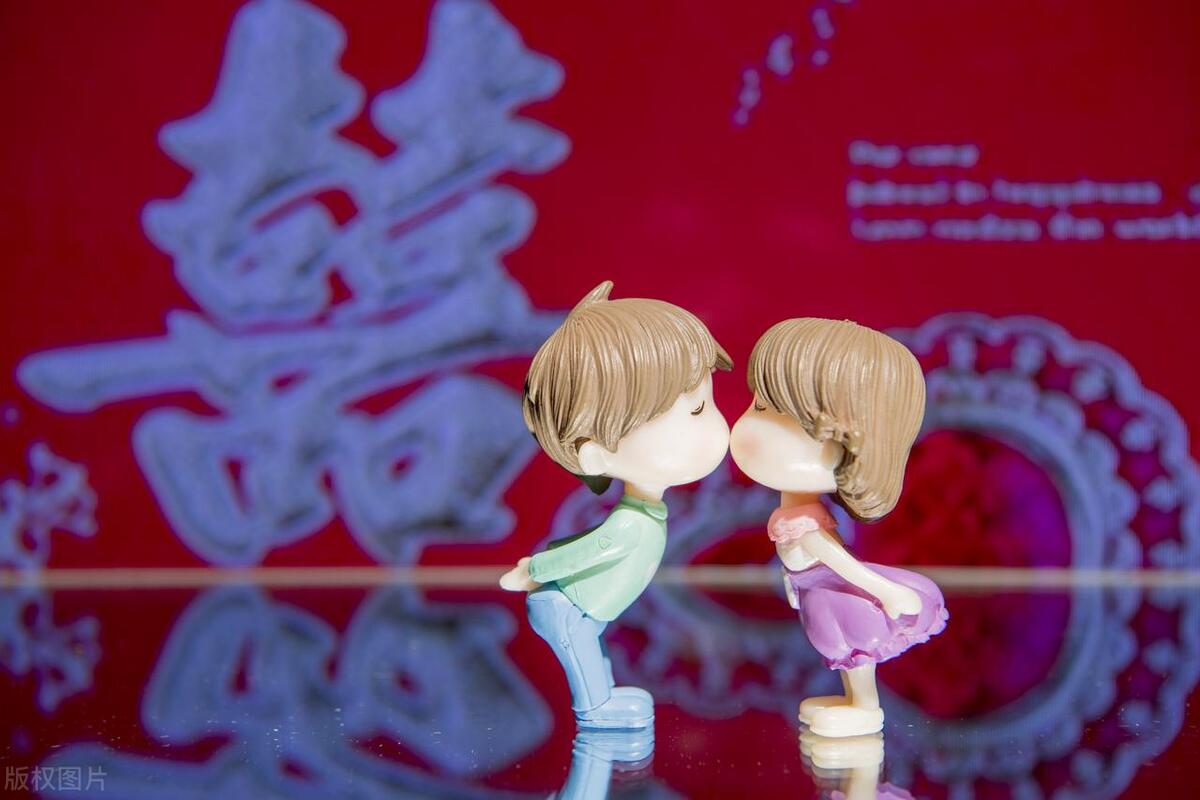 十二星座十月下旬桃花运,十月份遇到正缘的星座