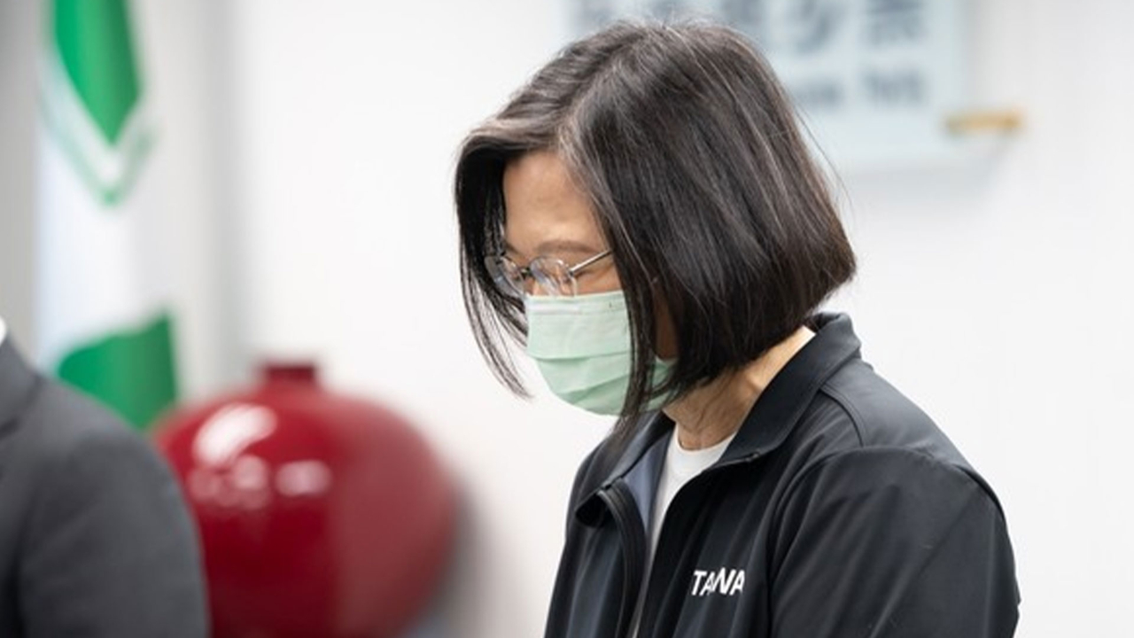 蔡英文身世彻底曝光，父亲是铁杆汉奸，哥哥有日本血统