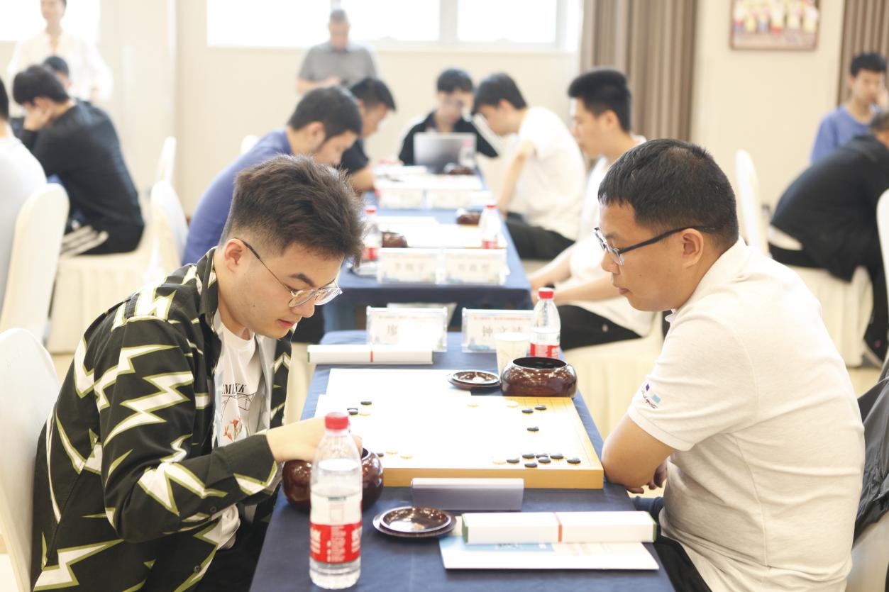 阿含桐山杯进入十六强的00后棋手,阿含桐杯最新比赛