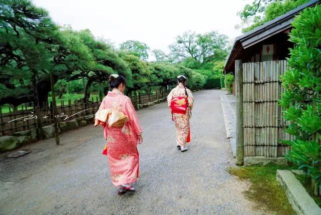 中国女生穿日本衣服和服,中国女生穿日本和服意味着什么