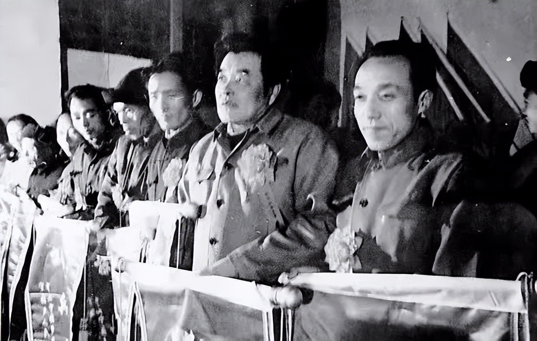 美国汽车最高荣誉首次颁给中国人！这个浙江企业家，从此并肩福特