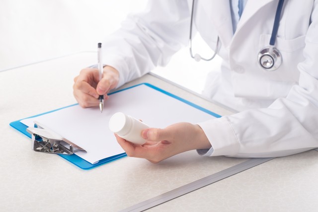 过期牛奶洗头发的危害,过期牛奶饮品的危害