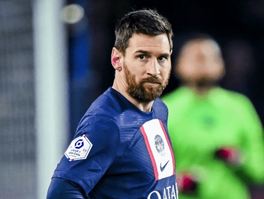 梅西回归迎接两次挑战,梅西为缺席训练道歉原视频