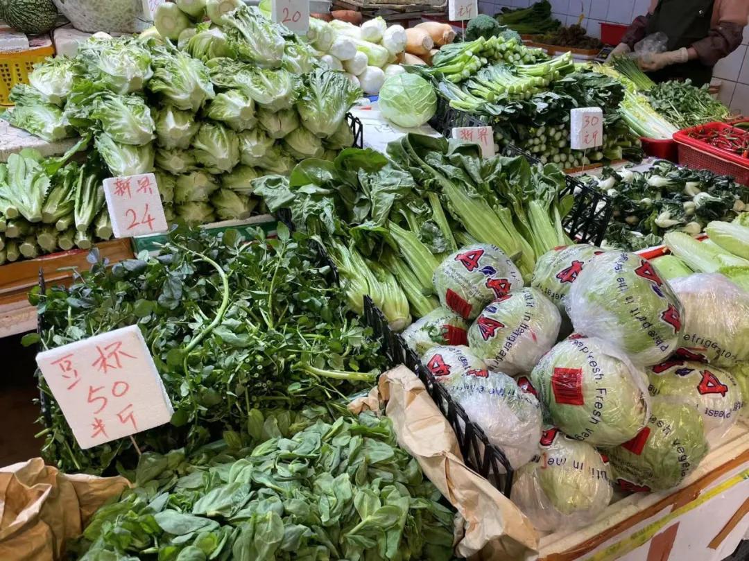 「每日港闻」百名运输司机检疫菜荒意外暴露港人最偏爱蔬菜?