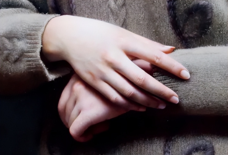 一幅画能卖出上千万真的假的,画的并不好看但是卖出天价的画