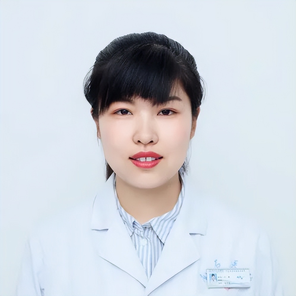 用双氧水清洗角膜塑形镜眼睛充血,双氧水清洗角膜塑形镜