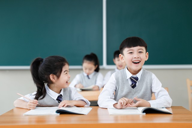 天津南开居住证子女初中转学政策,天津南开弘德学校有可能收转学吗