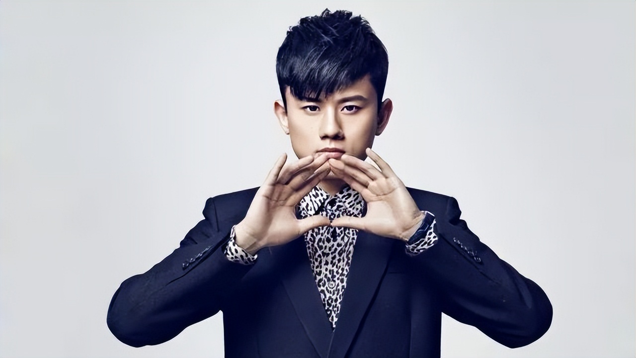 出生在小县城,出生在小县城里