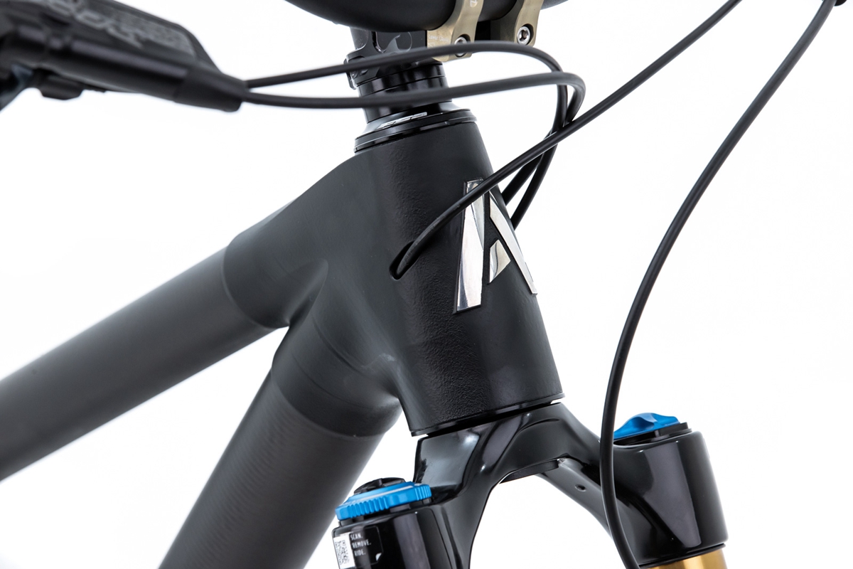 灵活有趣阿瑟顿推出AM.130