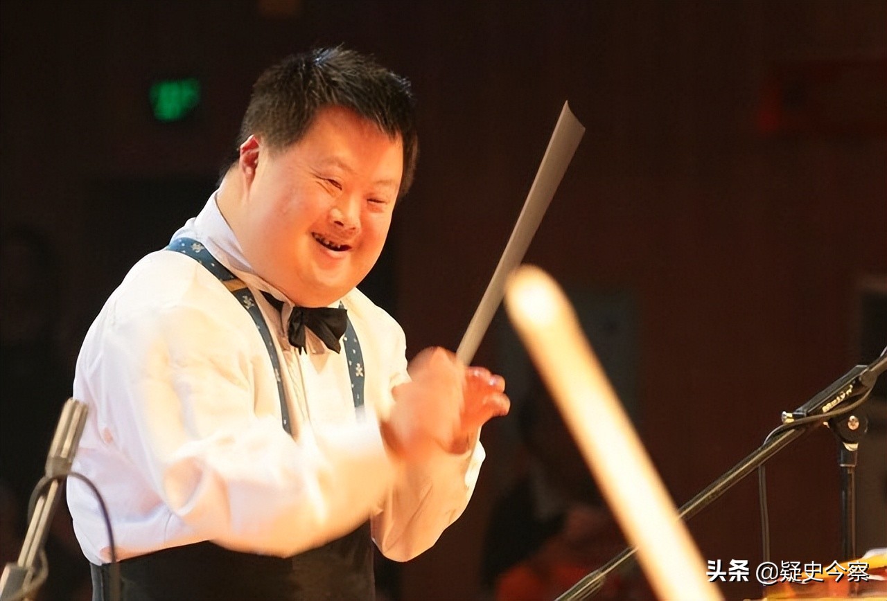 天才指挥家舟舟是什么病,对天才指挥家舟舟现状的看法