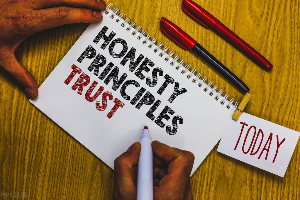 店长不希望员工团结怎么办,店长故意为难员工不让下班怎么办