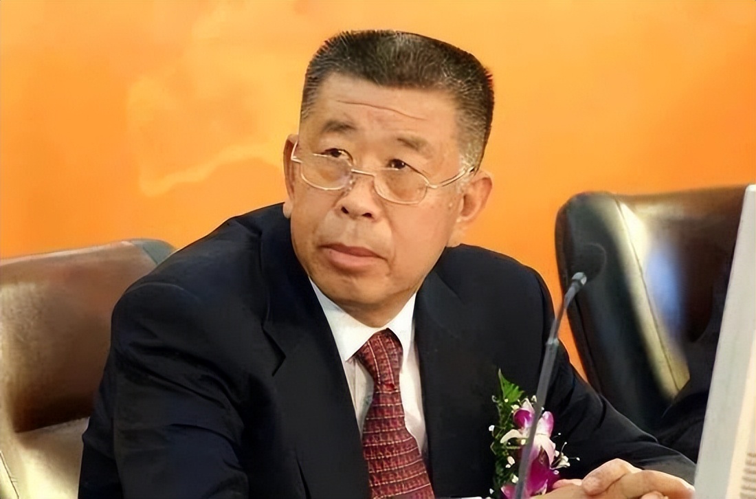 穷小子逆袭变亿万富翁后的故事,穷小子逆袭竟然成为亿万富翁