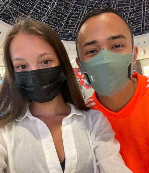 K宝莎莎度假为啥不叫千金？千金近照和神秘男子合影，或开始恋爱