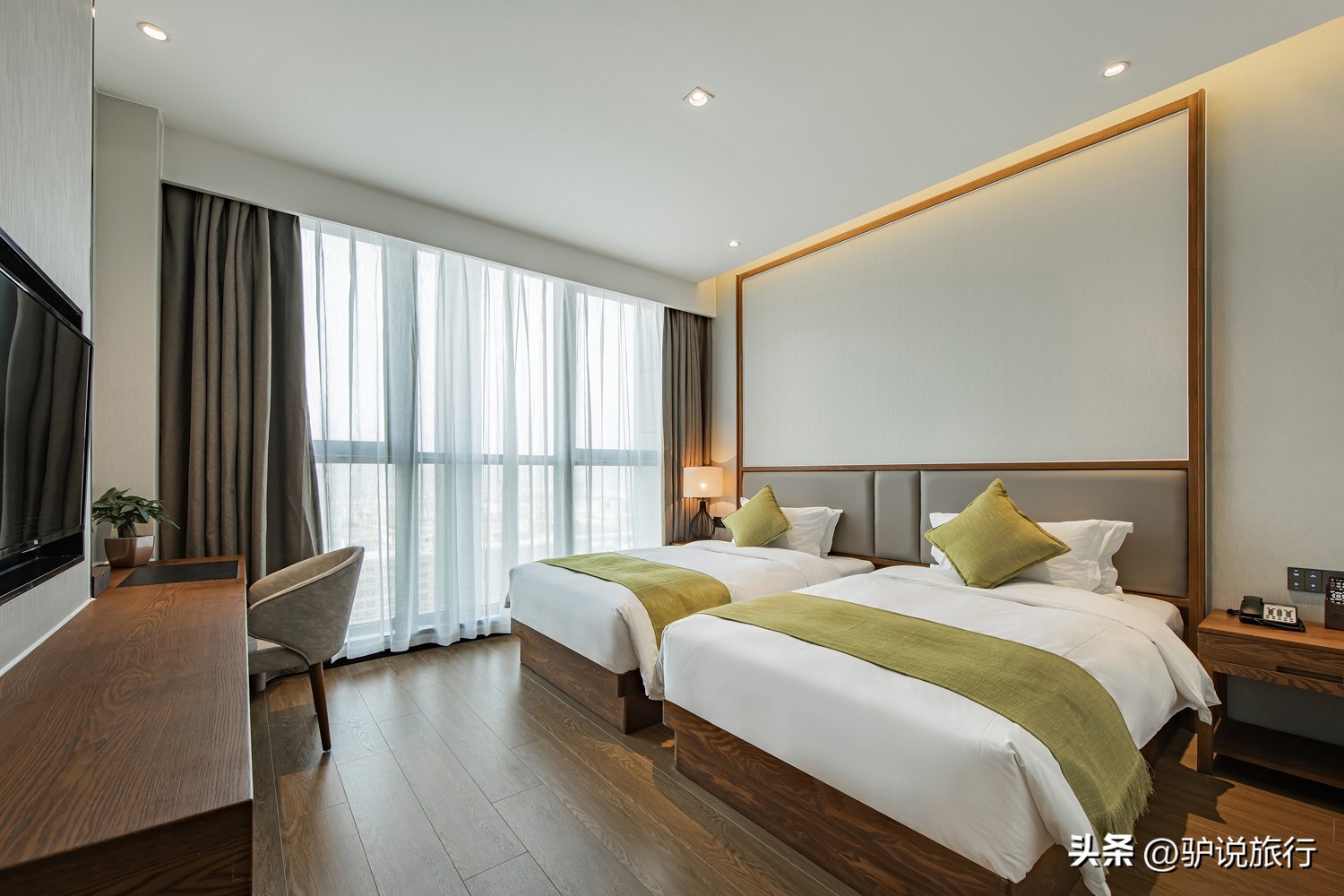 安吉宝藏酒店,安吉绿地铂骊酒店滑雪