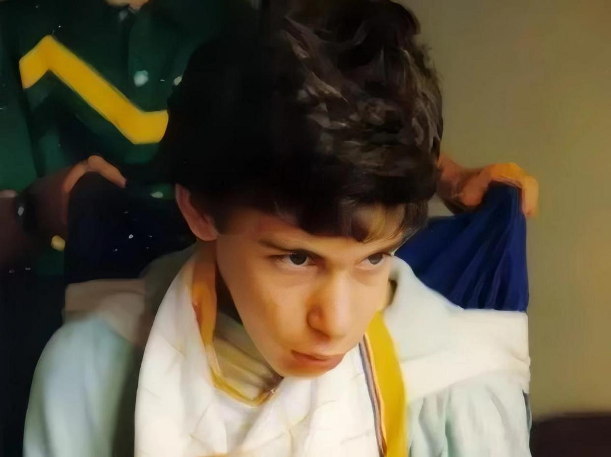 12岁男孩马丁：被护工虐待性侵14年，醒来用“特殊声音”揭开真相