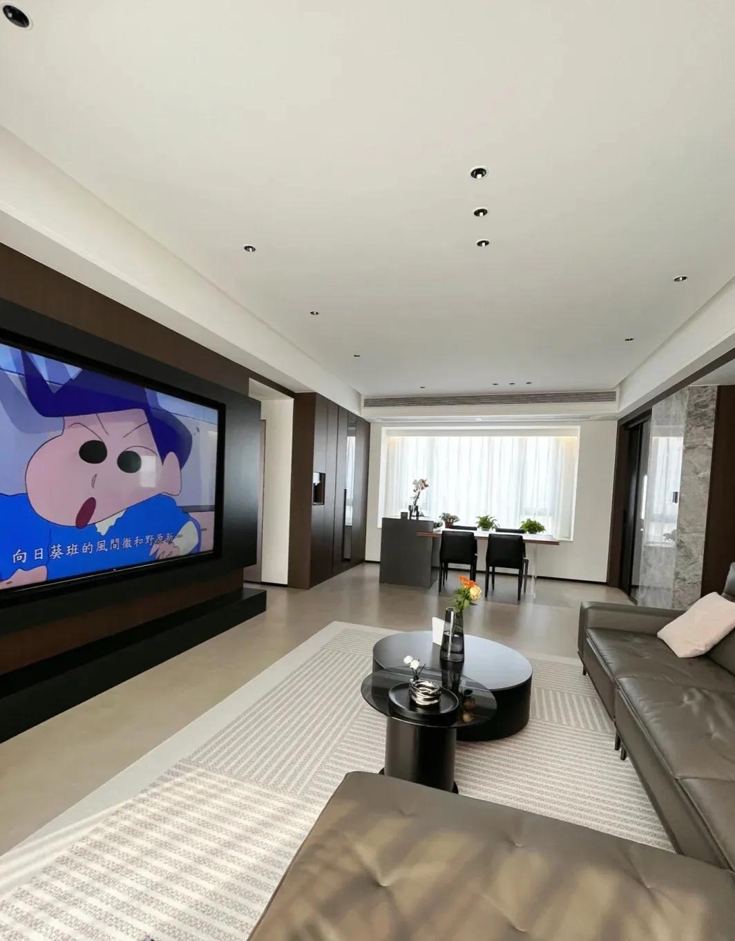 广东美女晒出自家120㎡新家:全屋没有一丝俗气,堪称装修教科书