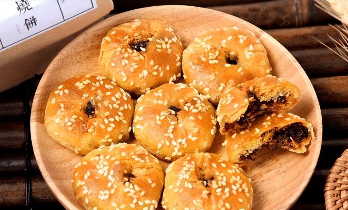 中国最有名的20款烧饼你吃全了吗,中国最好吃的六种烧饼