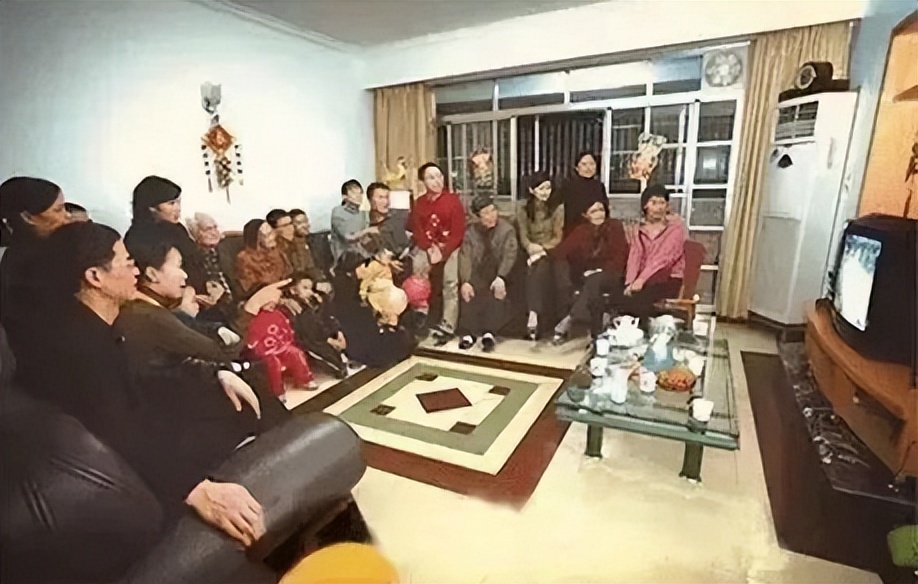 电视不想买太贵,电视不买贵的正确吗