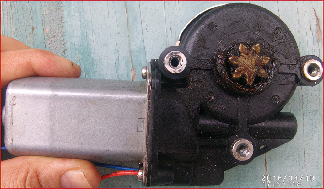 书呆子学修车2——车门玻璃升降故障检修