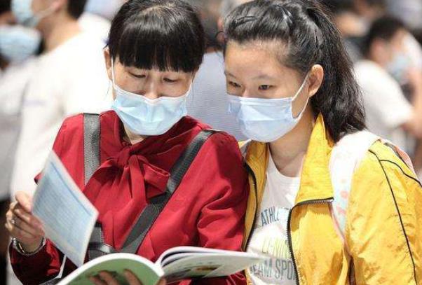 00后喜欢的专业排行榜,00后法医专业