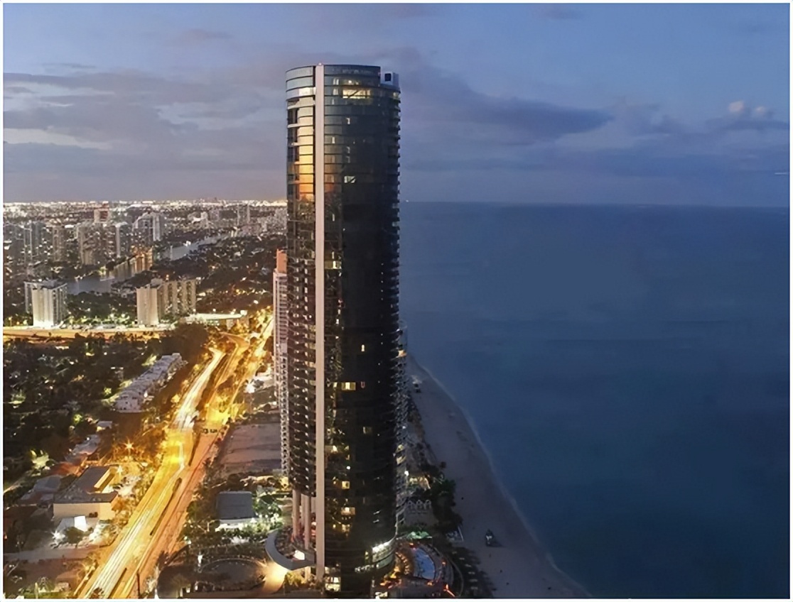 球王梅西的豪宅竟如此寒酸,大力神杯梅西夺冠视频