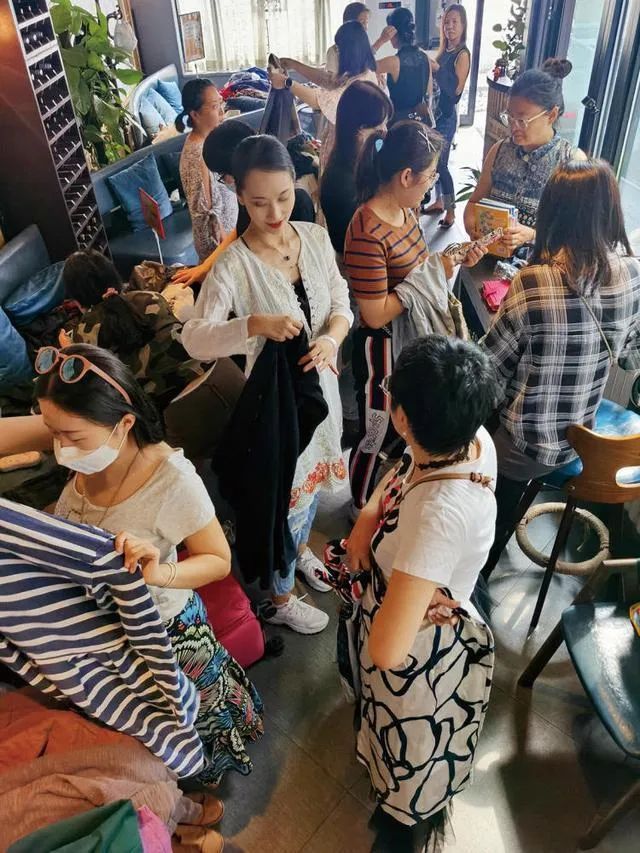 火到国外的中国衣服,火到外国的中国博主