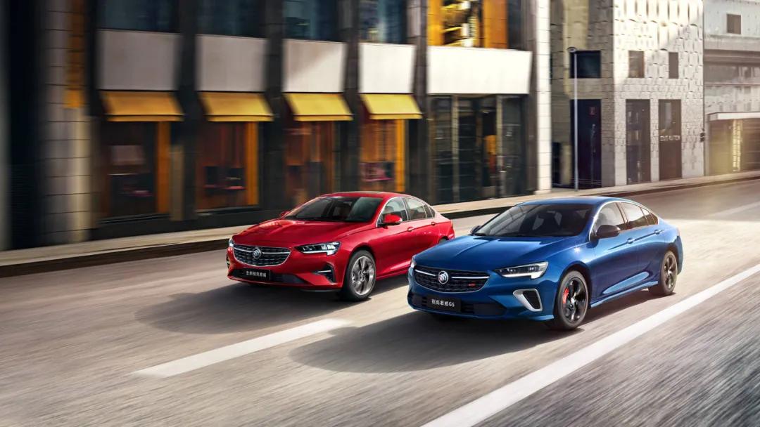 奔驰GLS100万起售是智商税？买新陆巡4年后提车，网友“等不起”