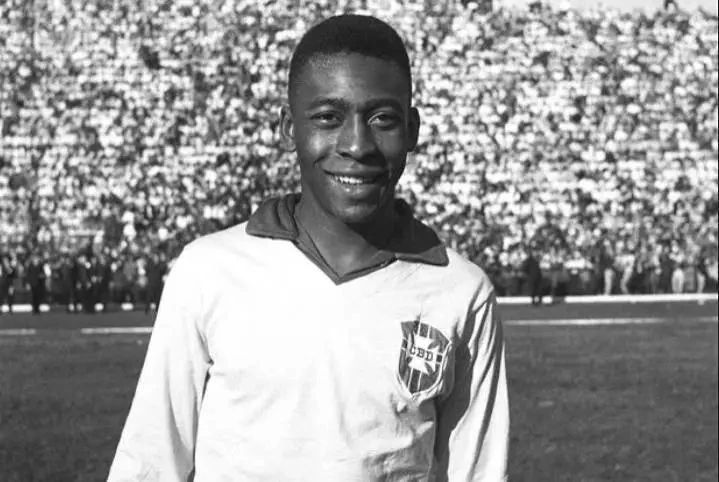 球王贝利成名后的故事,球王贝利因病逝世时间