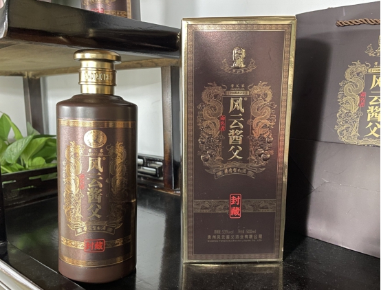 春节淄博赶烤游客再度爆满,淄博烧烤外国人也来凑热闹