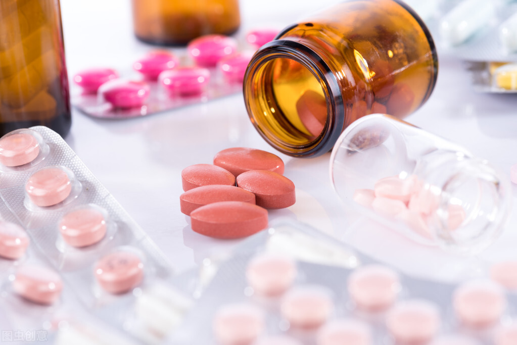 感冒软胶囊的禁忌和不良反应,感冒药不良反应皮疹