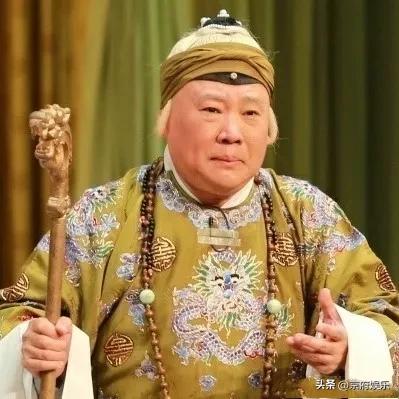 郭德纲收到已故老人礼物信的内容,郭德纲意外收到京剧老人的礼物