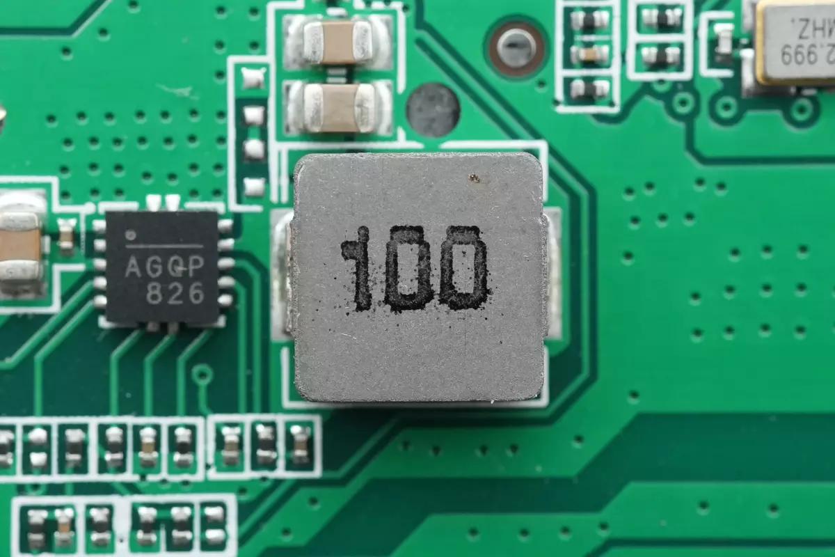 mophie双口充电器拆解,mophie车载充电器拆解