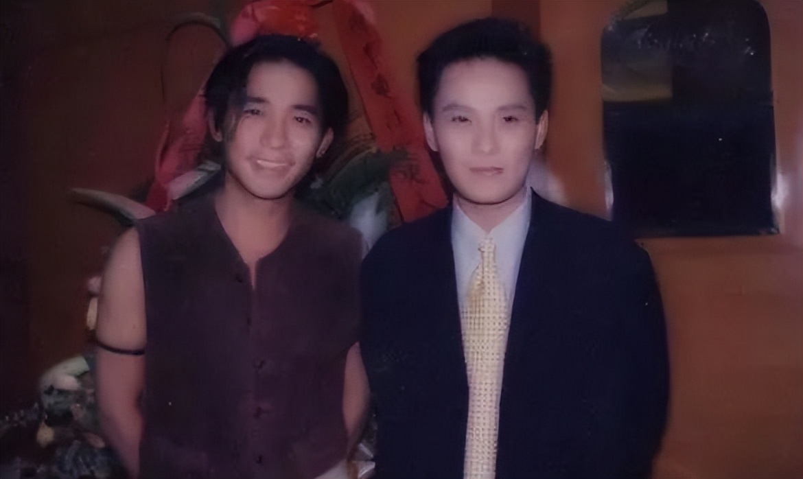 情歌王子张信哲，拒绝周迅求爱，却为王菲豪掷百万，至今不婚