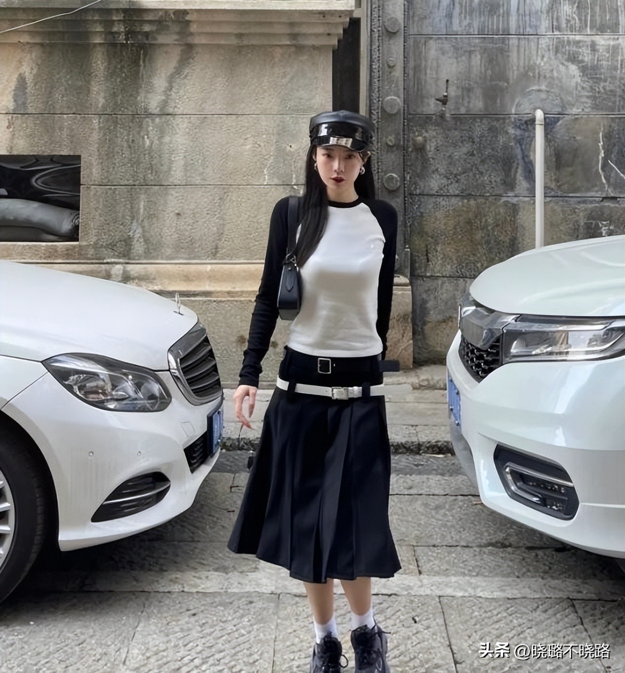 低腰露脐休闲裙怎么搭配,低腰裙搭配什么裙子好看