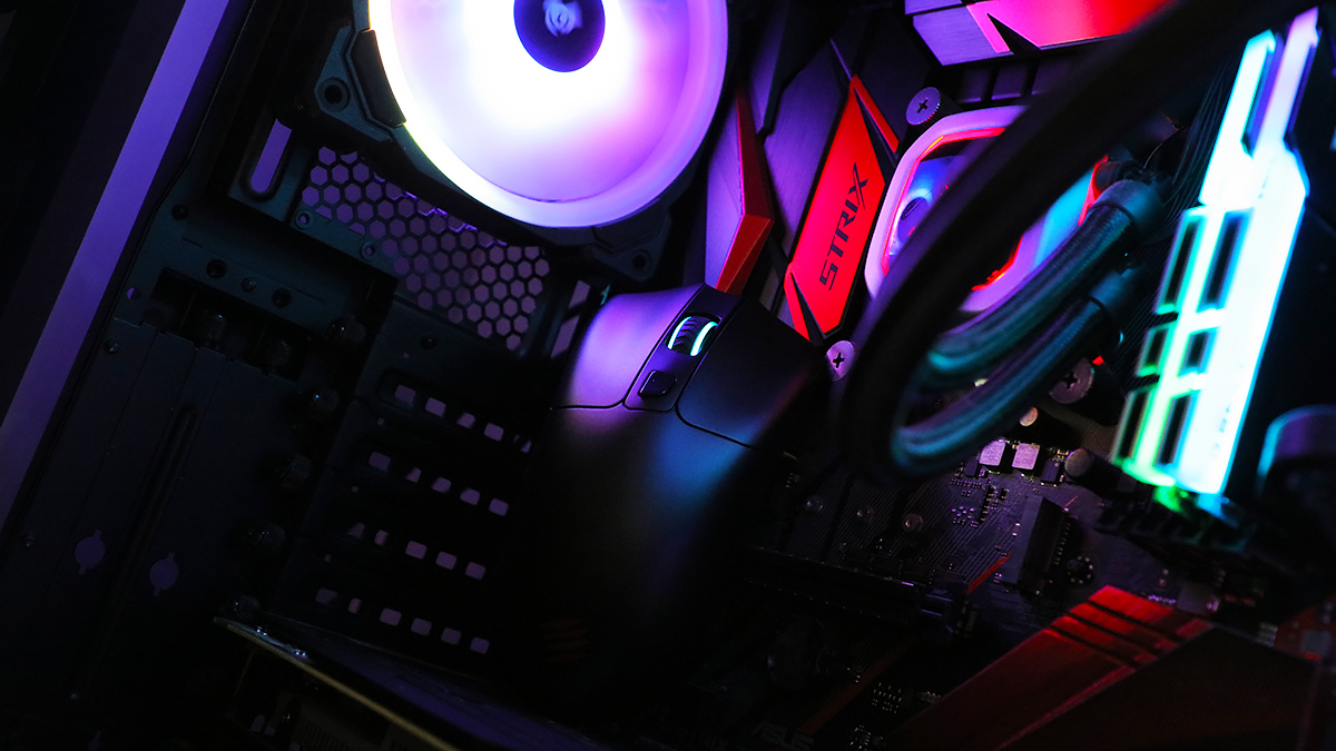 美加狮鼠标和罗技对比,美加狮mojom2游戏鼠标