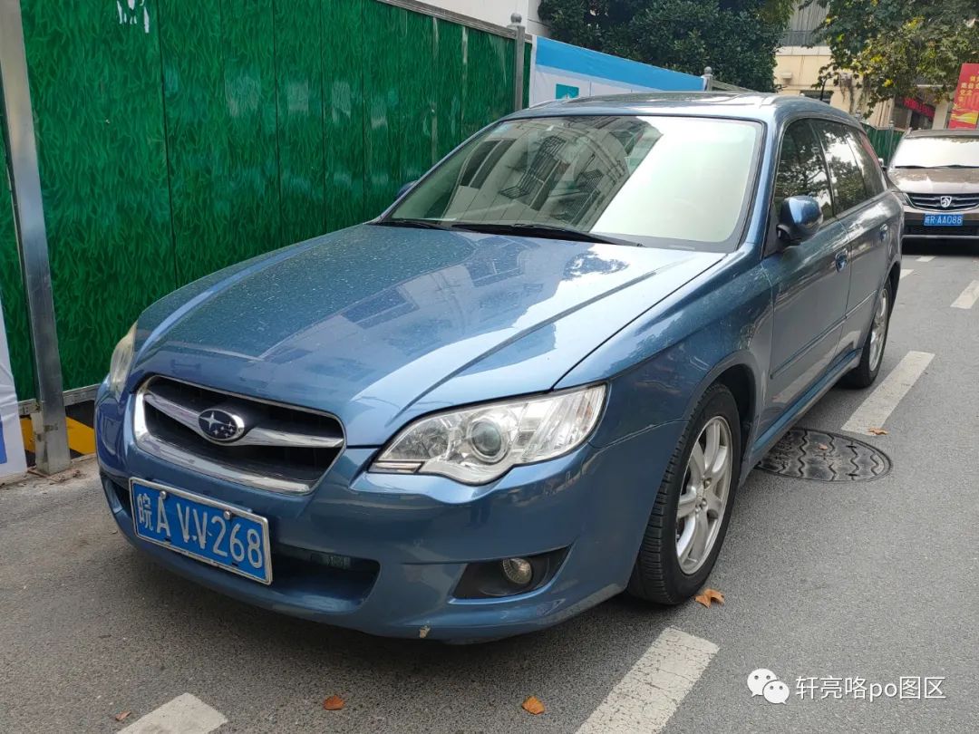 2022款力狮旅行车,2007款力狮旅行版有2.5排量的吗