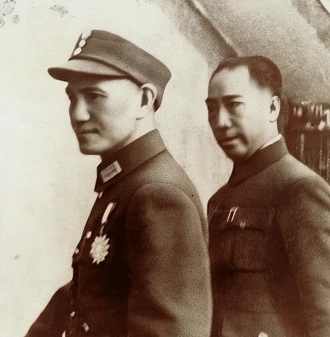 蒋介石有多风流？贴身秘书晚年透露真相，宋美龄做法令人叫绝