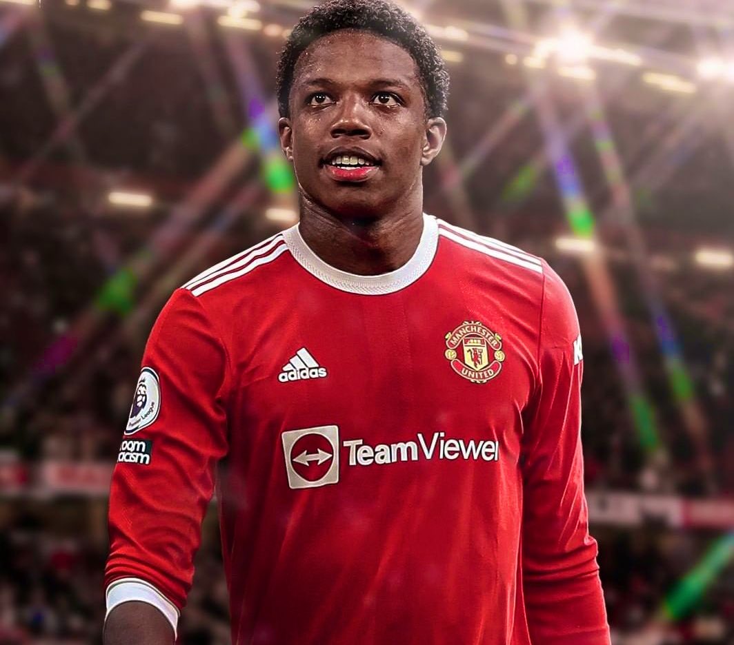 曼联赞助商解约,曼联换球衣赞助